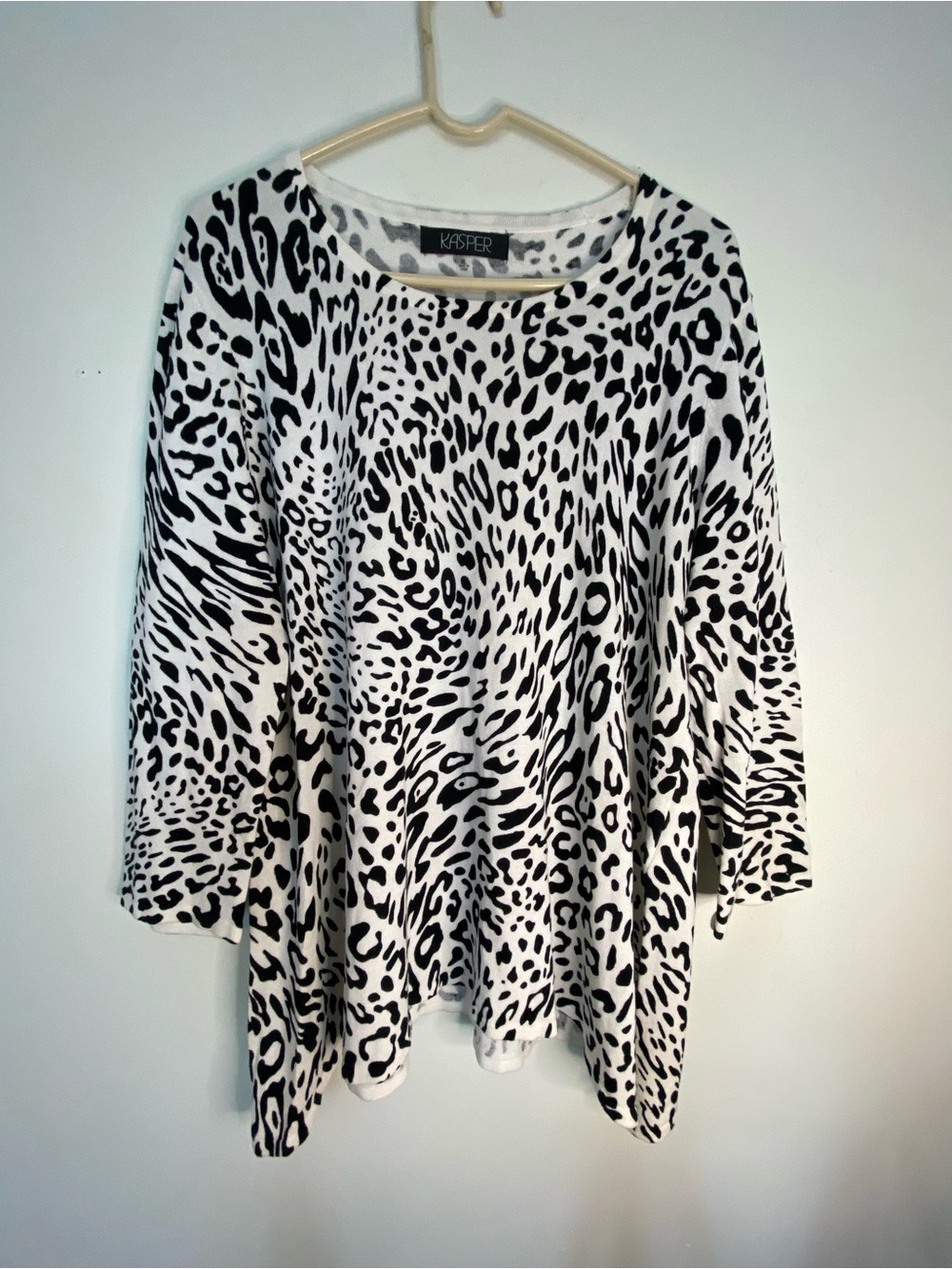 Kasper Black and White Leopard-Print Tunic Top